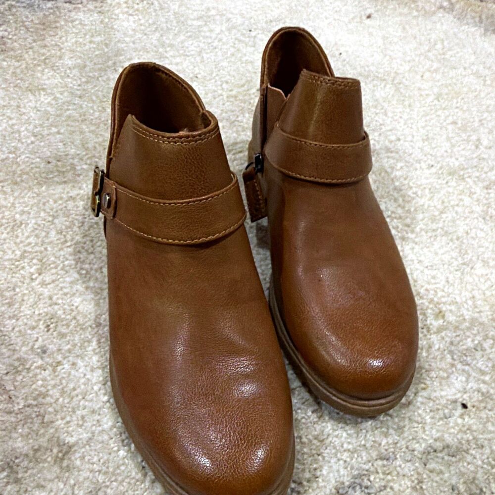 Dr. Scholl's Women's Brown Faux Leather Ankle Booties Round Toe Buckle 6.5